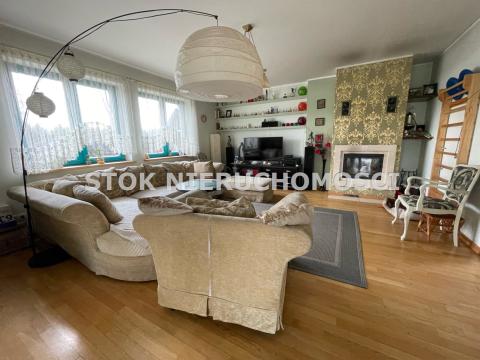 Dom z klimatem w Niewodni...