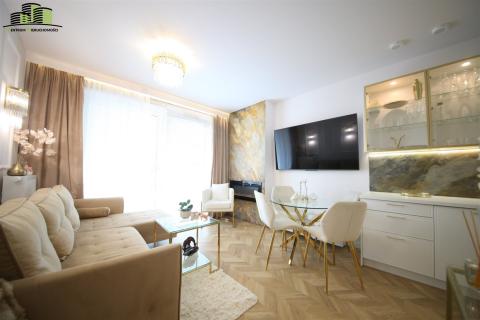 Gustowny apartament z gar...