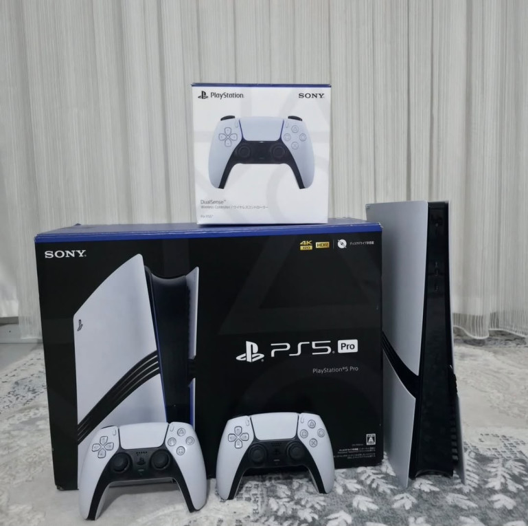 oryginalne konsole: Sony...