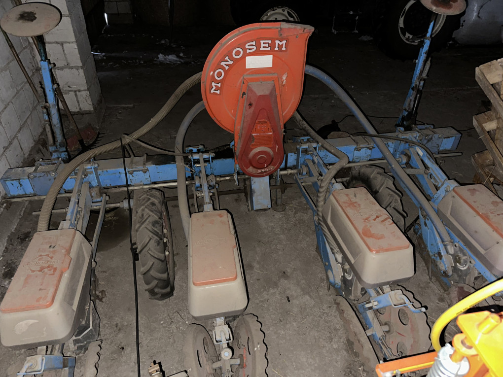 Siewnik do kukurydzy Mono...