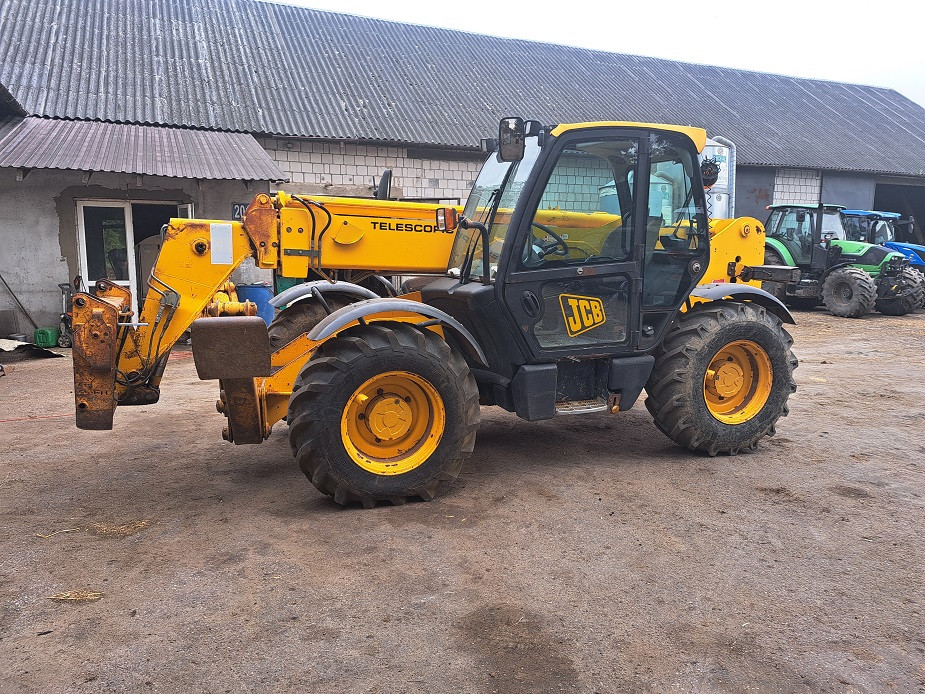 ładowarka teleskopowa JCB...