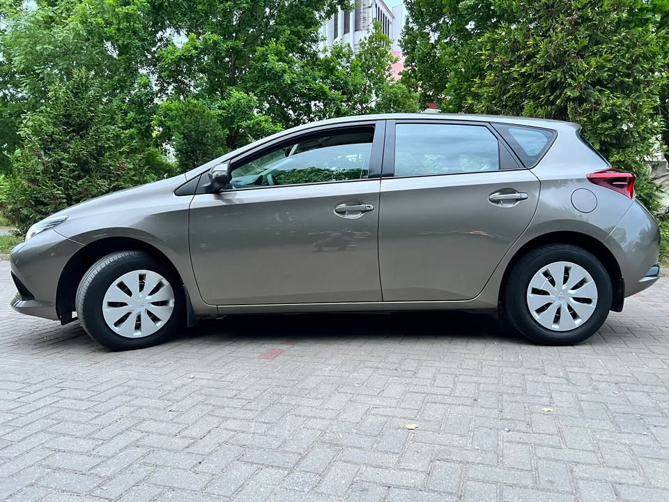 Toyota Auris 1.6 132kM 