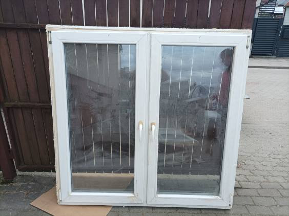 Sprzedam -okno dwu-skrzyd...