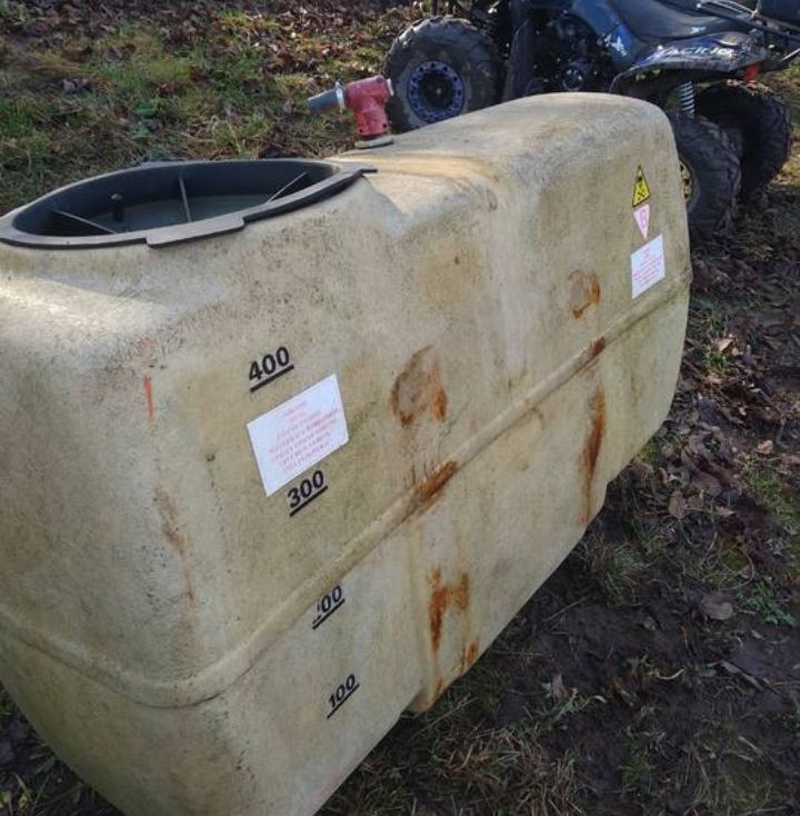 Zbiornik do opryskiwacza 