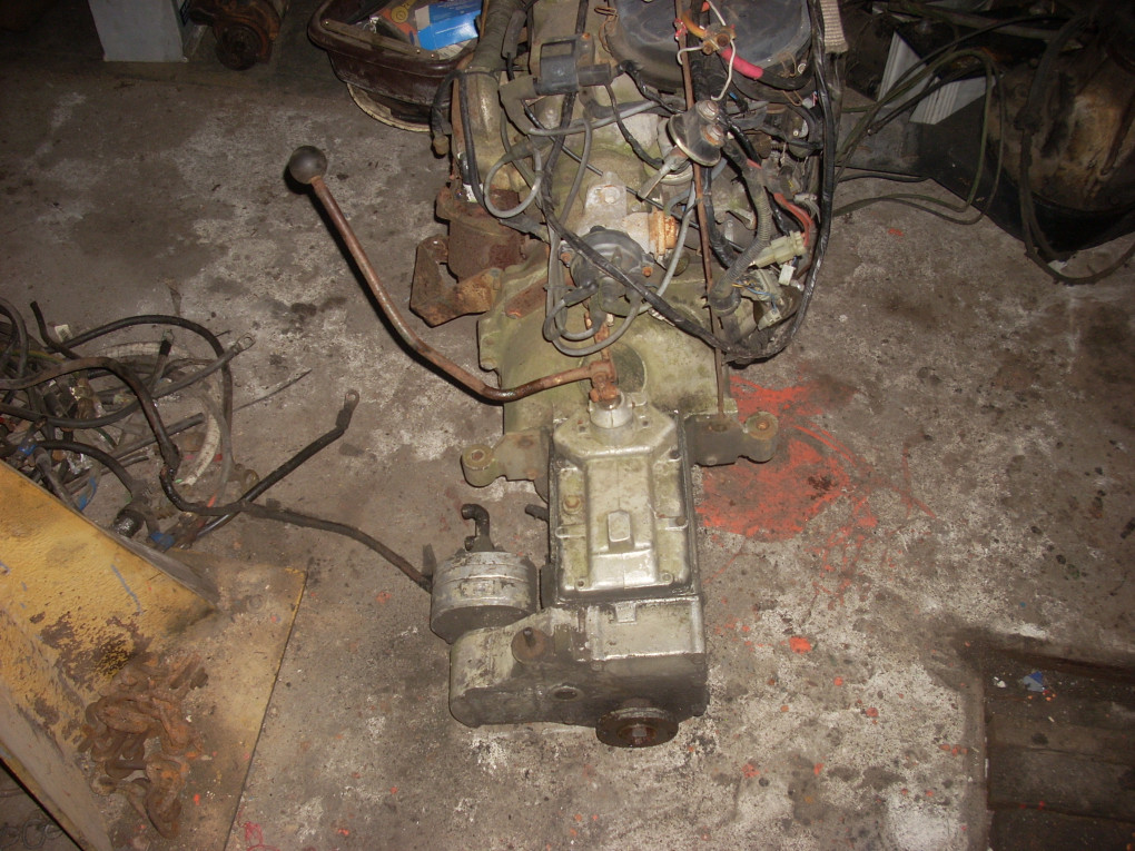 Silnik ze skrzynią biegów...