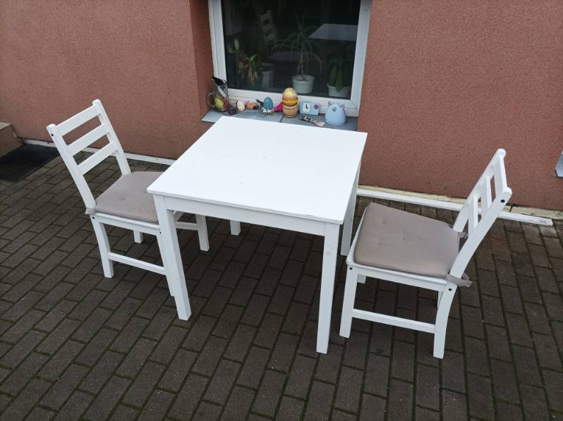 Sprzedam -STOLIK uzywany...