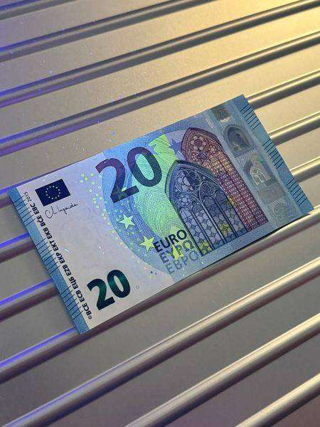 Buy Counterfeit Australia...