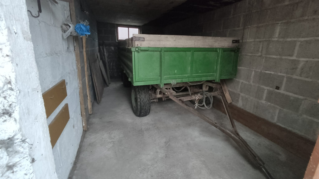 Przyczepa rolnicza sztywn...