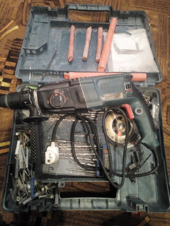 Sprzedam młoto wiertarka...