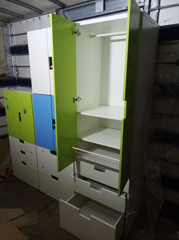 Sprzedam regal -mlodziezo...