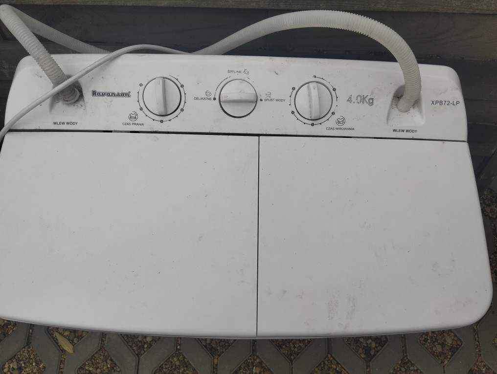 Pralka wirnikowa z wirówk...