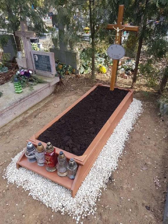 Usługi montażu zabudowy g...