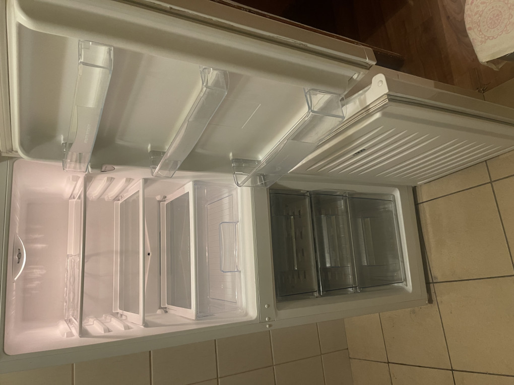 Lodówko-zamrażarka Amica