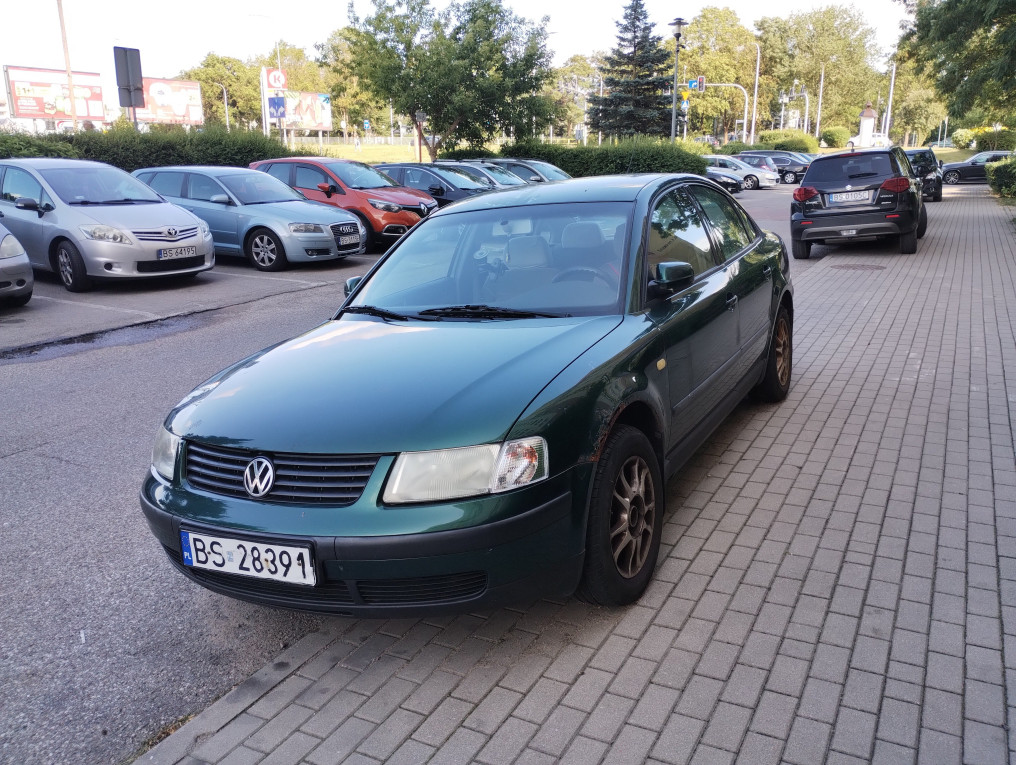 Volkswagen Passat B5 1.9...