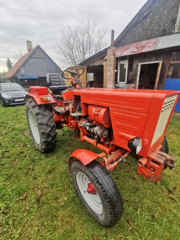 Ciągnik T25