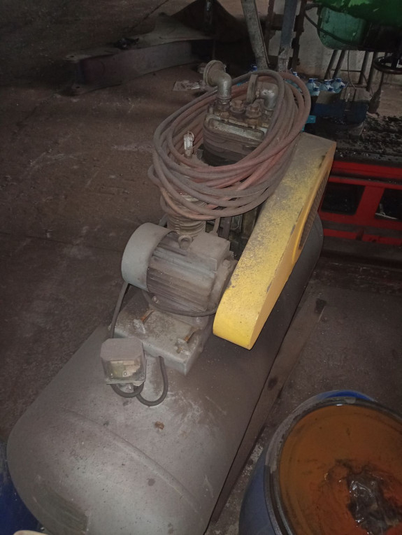 SPRĘŻARKA POWIETRZA