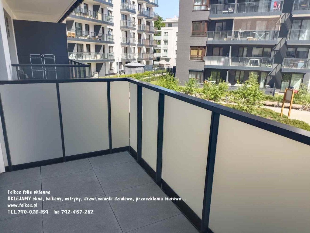 Czym zasłonić szkane szyb...