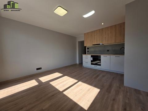  **3-pokojowe mieszkanie...