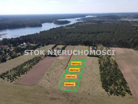 Działki budowlane 1047m2...