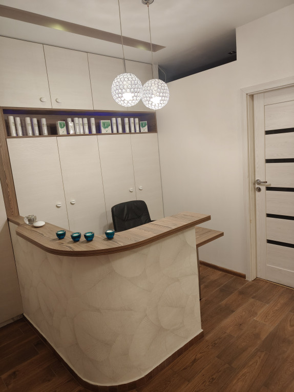 Sprzedam lokal usługowy 3...