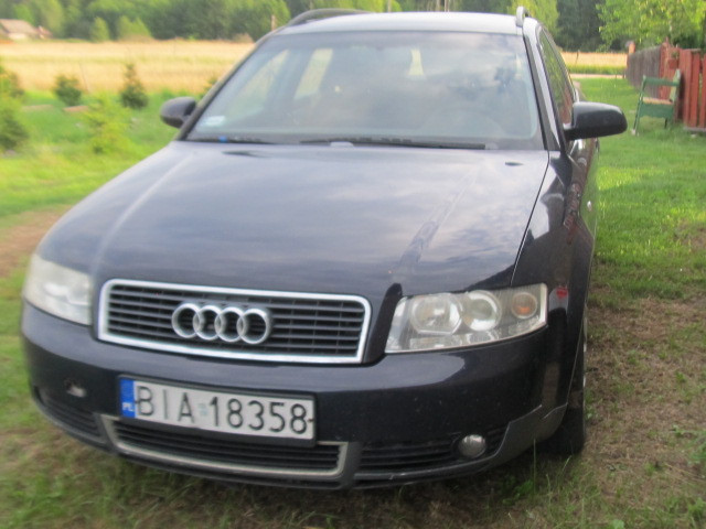AUDI A4   AVANT 2002